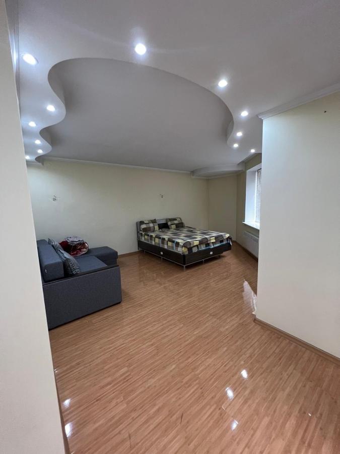 Living Md Heart Of The Center Apartment Chisinau Exterior photo