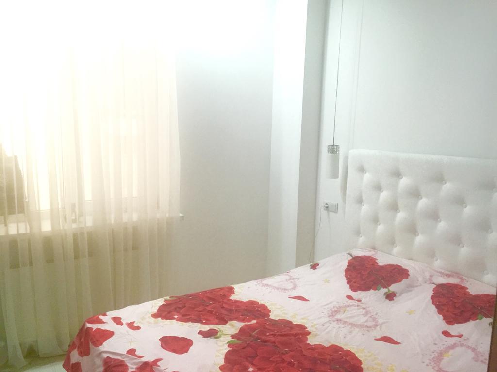 Living Md Heart Of The Center Apartment Chisinau Exterior photo